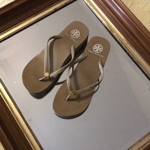 Tory Burch Platform Flip Flops 7 Beige